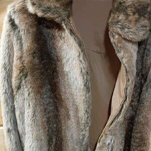 Women's Faux Fur Coat - Brown
